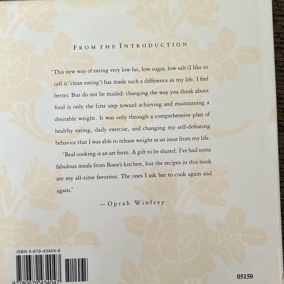 In the Kitchen with Rosie: Oprah's Favorite Recipes Cookbook - Picture 2 of 5